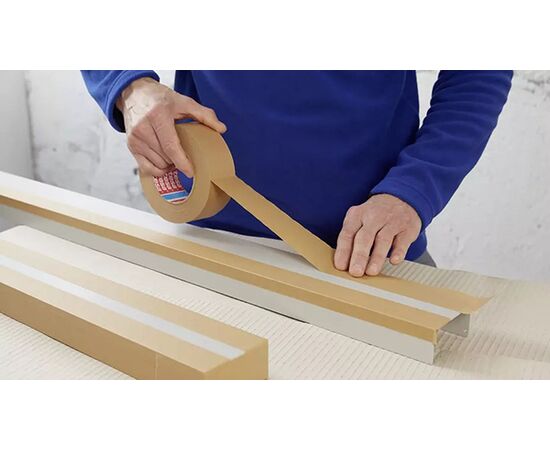 Термостойкая лента Tesa [T04341-00003-00] для окраски распылением (коричневая, до 140°С, 190 мкм, 50 м х 50 мм) фотография 3