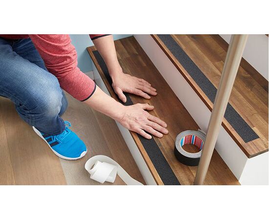 Противоскользящая лента Tesa Anti-slip Tape [T55583-00001-00] (прозрачная, 5 м х 25 мм) фотография 6