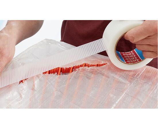 Сверхпрочная армированная клейкая лента Tesa Extra Power [T56395-00000-00] для наружных ремонтных работ (прозрачная, 25 м x 48 мм) фотография 4