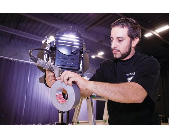 Тканевая лента Tesa [T4651-04-50-50] премиум-класса c акриловым покрытием (черная, 310 мкм, 50 м x 50 мм) фотография 13