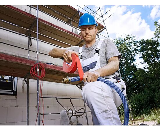 Тканевая лента Tesa [T4651-04-50-50] премиум-класса c акриловым покрытием (черная, 310 мкм, 50 м x 50 мм) фотография 6