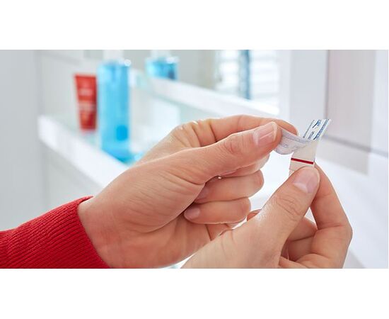 Овальные маленькие самоклеящиеся крючки Tesa Powerstrips [T58202-00000-00] (белые, до 1 кг) фотография 3