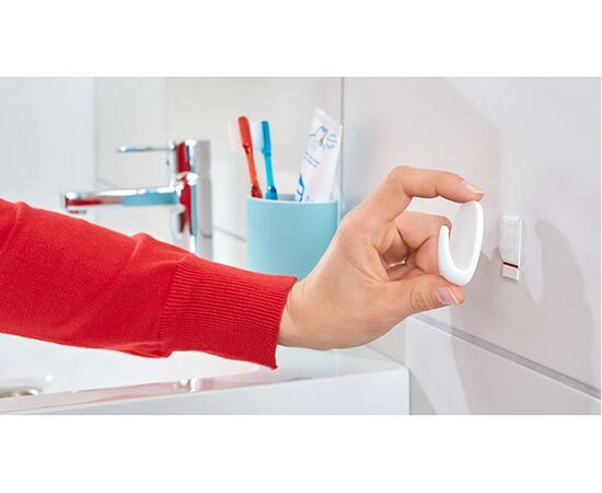 Овальные маленькие самоклеящиеся крючки Tesa Powerstrips [T58202-00000-00] (белые, до 1 кг) фотография 8