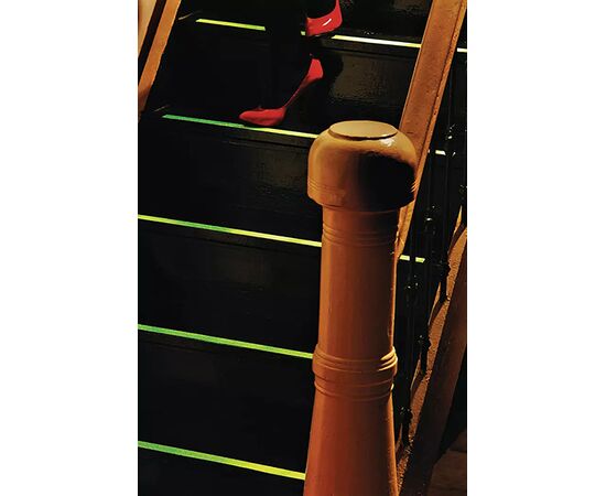 Профессиональная противоскользящая лента Tesa Anti-slip Tape [T60953-00000-00] (флуоресцентная, 850 мкм, 15 м x 25 мм) фотография 3